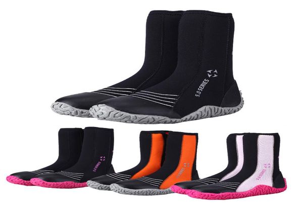 Stivali da immersione in neoprene da 5 mm Scarpe ad acqua vulcanizzazione vulcanizzazione inverno a prova fredda a pinne calde alte scarpe da pesca a scarabocchi1910619