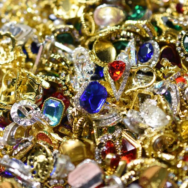 Toners 100pcs aleatórios de unhas de glitter misto pregos 3d unhas strônsestons unha decorações de arte jóias suprimentos de unhas de diamante de cristal por atacado