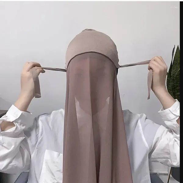 Ethnische Kleidung Muslim Instant Hijab Frauen Motorhaube mit Chiffon -Schalkopfschal -Kappe innerst