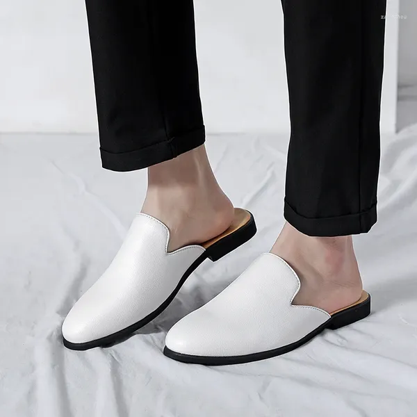 Sıradan Ayakkabı İş Tasarımcısı İtalyan Erkekler Yarım Marka Patent Deri Deri Erkek Coiffeur Mules Man Slides Terlik Büyük Boyut 38-47