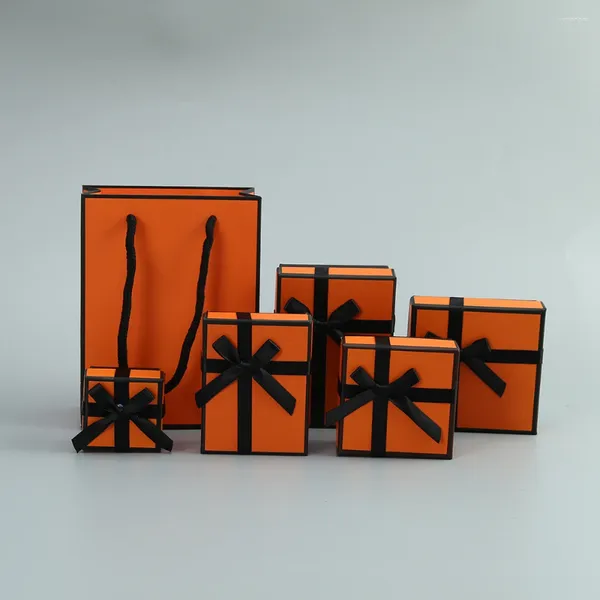 Bolsas de jóias pequenas caixas de papel e bolsa para casamento Candy Candy Chocolate Presente Organizador Brincos Anel Presente Presente