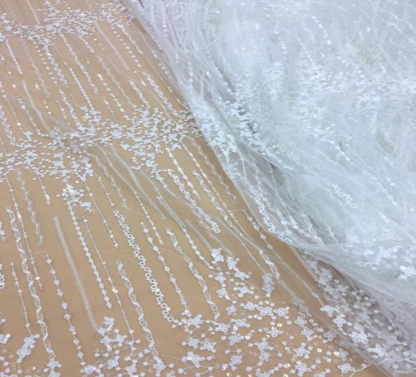 2018 Novo tecido de renda de flor francesa de alta qualidade Tulle Lace Lace Milk Seda