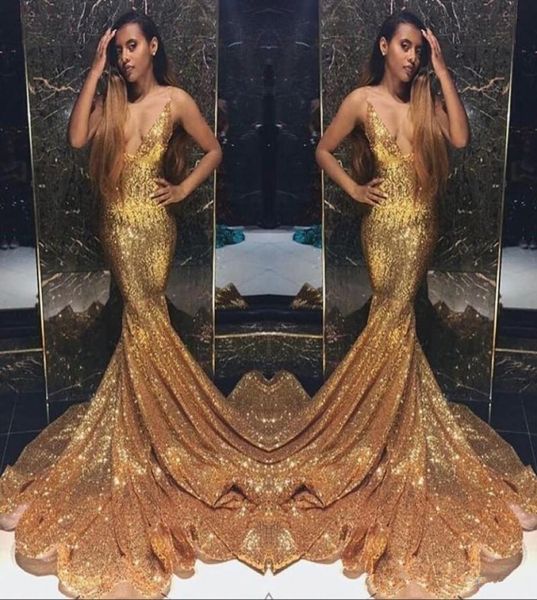 Золотые сверкающие блестки русалка выпускная платья длинная глубокая V -шейка из бисера камней без спины.