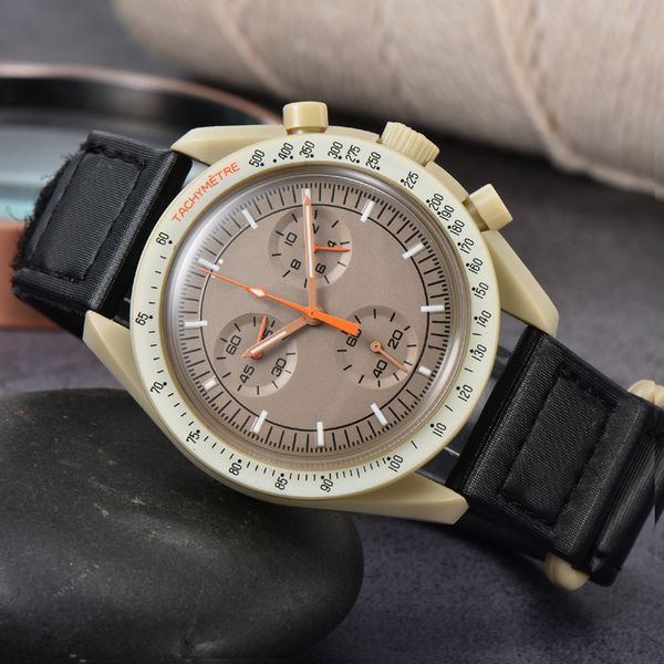 2024 Herren Uhren hochwertige Mond Uhren Vollfunktion Quarz Chronograph Bewegung Uhren Lederbandgelenkscheine mit Box 08