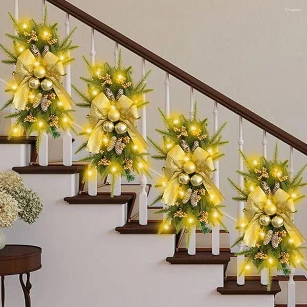 Flores decorativas da escada de Natal Swag Stairway Ball colorido de bola artificial Plant Pine Cone Bowknot Decor Holida
