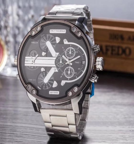 Новый мультичальный часовой часы Montre Luxe военные часы кожаный ремешок 53 мм Big Dial Dz Watch Mens Sport Quar6868782
