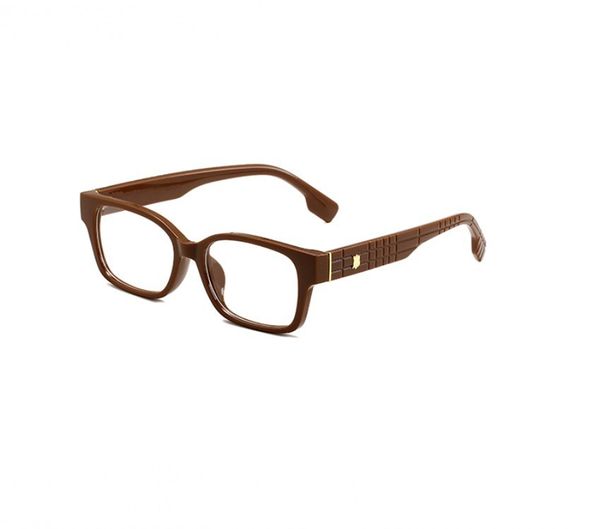 Designer Sonnenbrille Frauen Luxusmarke Mens Sonnenbrille 4747 Flatlinsengläser Frauen Stars mit dem gleichen dekorativen mehrfarbigen Sonnenbrillen Kaffee