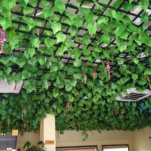 Fiori decorativi 10pcs/lotto muro appeso foglie di uva artificiale piante di ghirlanda piante in seta in seta