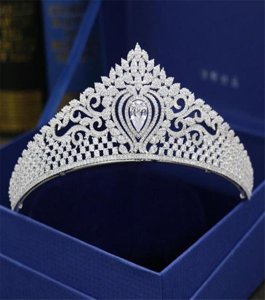 Rainha vintage coroa de zircão tiara wedding bandeira de noiva Cristal strass shortions acessórios de jóias banda de capacete de jóia Hair8721170