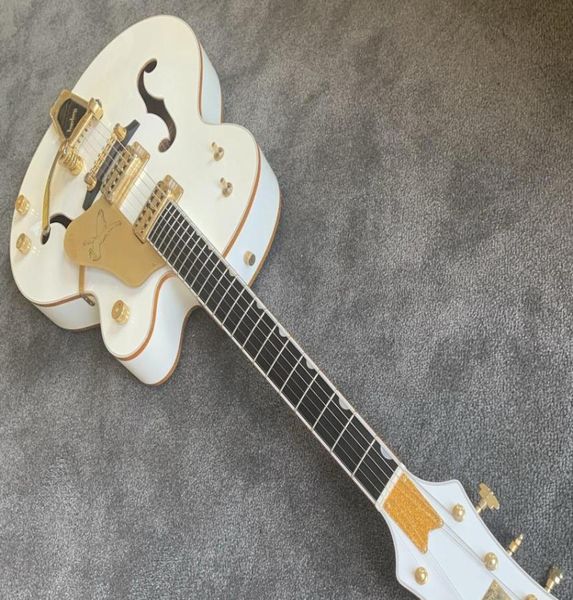 White Falcon 6136 Single Cutaway Hohlkörper gewölbter Top E -Gitarre Grover Imperial Tuner übergroße gebundene Löcher Gold SPAR4011140