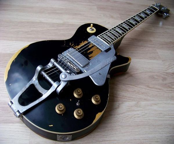 Guitarra elétrica de qualidade envelhecida guitarra corporal Mãe de pérola embutida Old Black6469459