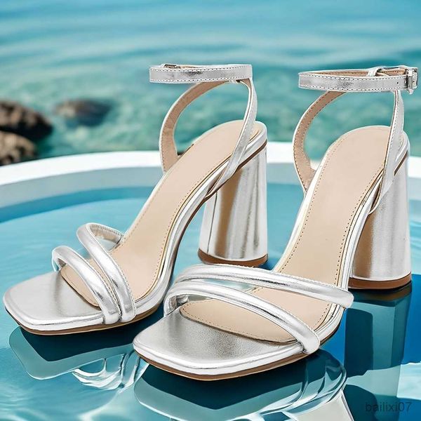 Scarpe eleganti estate eleganti donne con tacchi alti grossi sandali quadrati in punta spiaggia sexy block block sandals sandali caviglia cinturino a colore metallico donna scarpe da donna metalliche
