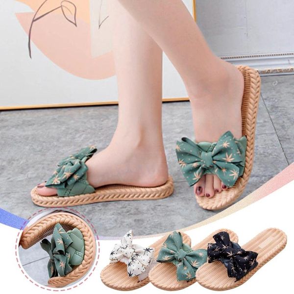 Slippers Beautiful Daisy Flower Summer Mulheres Sandálias planas Sapatos de moda ao ar livre Homens de praia e homens e