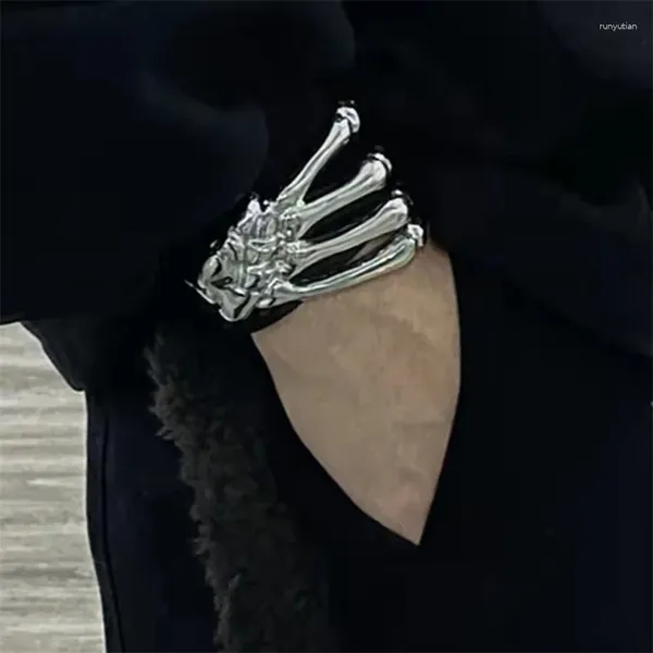 Bangle Xialuoke Punk Style Skelettklaue Offenes Armband für Frau Vintage Hyperknoch Manschette Party Urlaub Schmuck Mädchen Mädchen