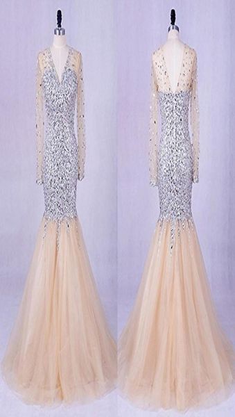 Champagne V Neck Abiti da sera senza schienale Abiti da sera Mermaid Long Illusione Illusione Cristallo Shinestones Corpo per Long Prom a buon mercato Formale D5786893