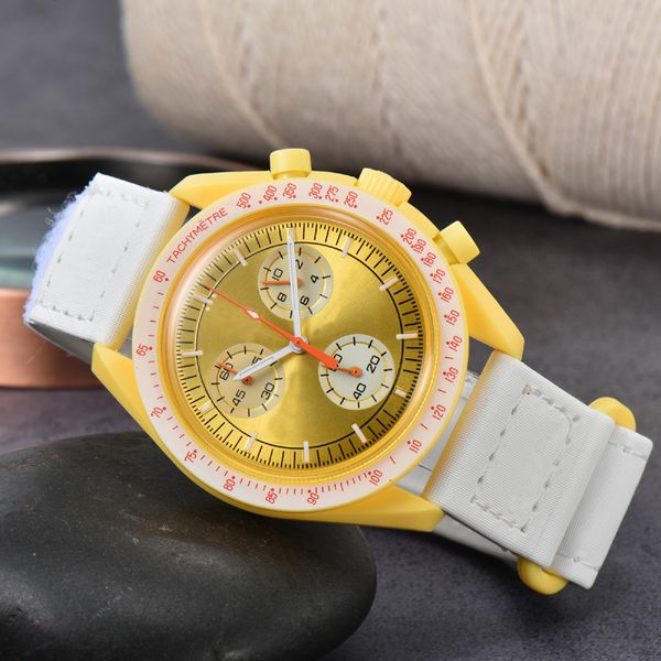 2024 Herren Uhren hochwertige Monduhr Full -Funktion Quarz Chronograph Bewegung Uhren Lederband Armbanduhren mit Box 04