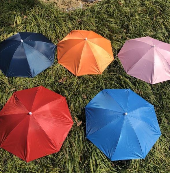 55 cm Regenbogen Regenschirm Hutkappe Klappende Frauen Männer Regenschirm Fischerei Wanderung Golf Beach Kopfbewegungen Hände Umbrella1297316