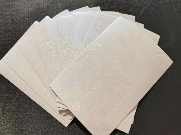 Papel grátis navio 210 x 297 mm holográfico amor coração fita adesiva de volta estampagem quente em papel 50 folhas de pacote diy cartão