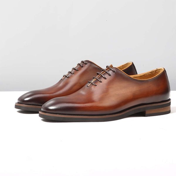 Sapatos masculinos Goodyear Solas de couro artesanal italiano Oxford Hout-end Mens Business Dress Derby