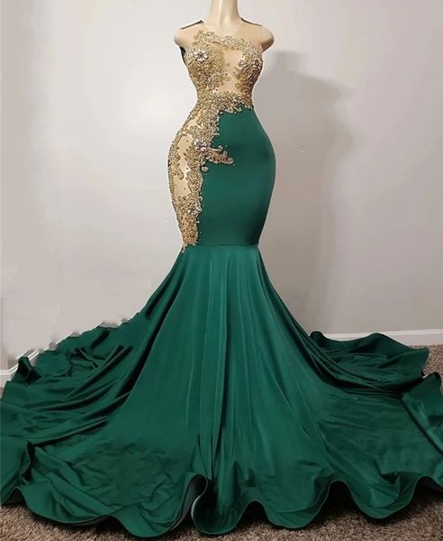 Emerald Green Meerjungfrau Luxus afrikanische Abschlussballkleid für schwarze Mädchen Gold Applikation Pailletten Kristall Satin Langer Abend Formale Kleid Robe de Soiree
