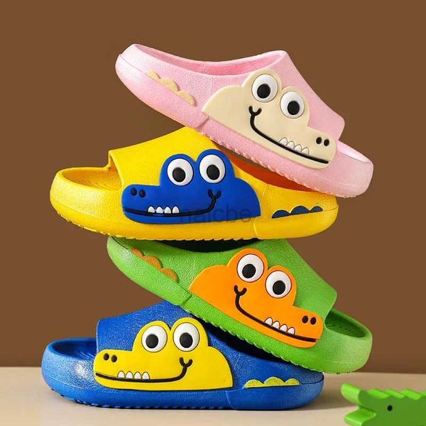 Сколпенок мультфильм крокодила детские тапочки открытые ноги без скольжения домашние туфли для ванной комнаты детские детские тапочки летние мягкие подошвы обувь мальчик 2448