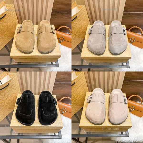 2024 Slippers de chinelos nus Wolfe Designer Plataforma feminina Plataforma de sândalo fivela de borracha Slides de inverno plano Soled grossa de camurça de camurça quente Moda de moda de moda de moda 35-39