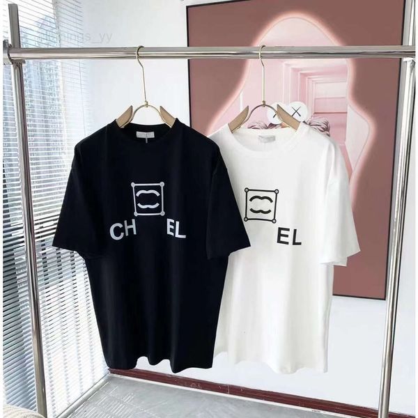 Kadın T-shirt 24SS Yaz Paris Erkek Tişörtler Tasarımcı Tee Flock Mektup Tshirt Tişört Klasik Moda Yeşil Kadınlar Kısa Kollu Pamuk Pamuk T-Shirt Üstler