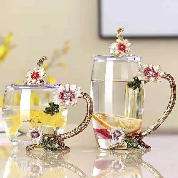 Бокалы для вина Эмалевая чашка для хрустальной стеклянной чайной чашка красивой кофейной кружкой домохозяйство с крышкой ручки ложек бабочка цветочные женщины подарок