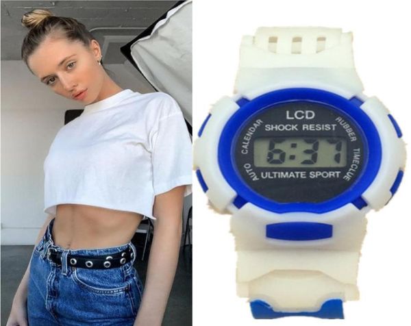 Kids Digital Sports Watch for Boys Girl Boy Waterproof Casual Casual Electronic Quartz Orologi a LED colorato di allarme Stop Owatch Silic2493289