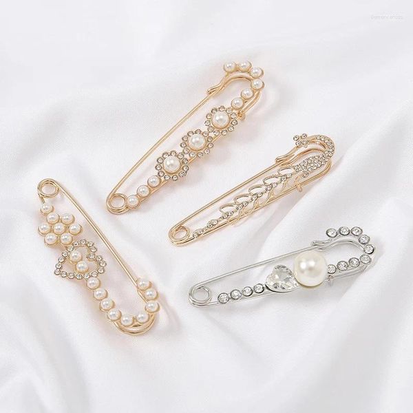 Sciarpe all'ingrosso 4 pezzi/borsa perle perle spille decorate perle accessori di design misto per donne alla moda musulmana hijab per spillo 5,6 2 cm