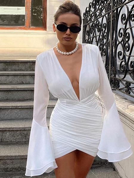 Vestidos casuais Avrilyaan White Mesh Deep V Dress Sexy para mulheres Vestes elegantes festas noturnas Mini Summer Vestido