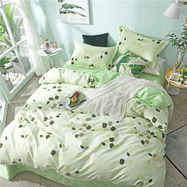 Set di biancheria da letto da 4 pezzi di copertura del letto incantevole modello con piumino vegetale piumino fogli di bambini e federe