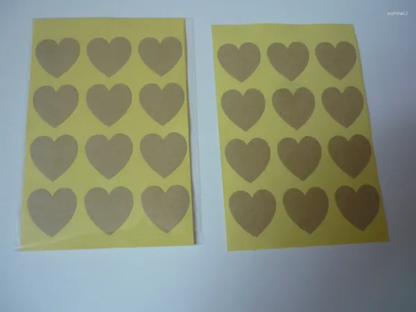 Embrulho de presente 1,9cm Kraft Paper Mini Heart Stickers