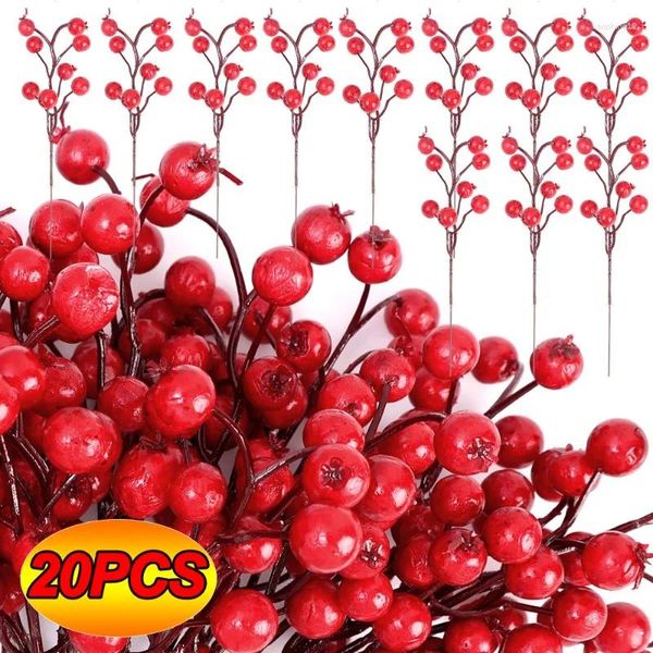 Dekorative Blumen 1/20pcs künstliche rote Beere Stamme Bouquet Schaum Kirsche Hochzeitsfeier Weihnachtskranz Home Dekoration DIY Geschenkbox