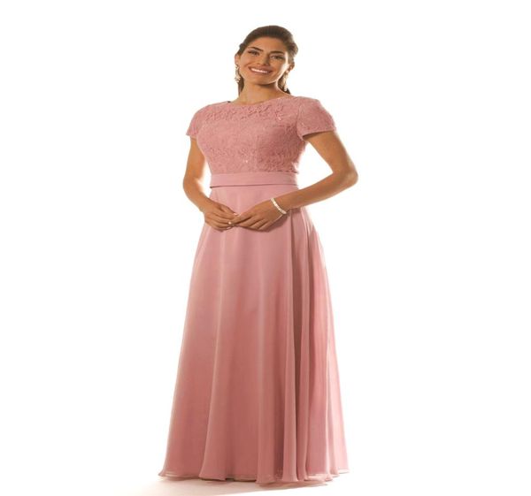 Vestidos de dama de honra modestos rosa empoeirado com mangas curtas corpete da jóia de chiffon GPWNs formal noturno