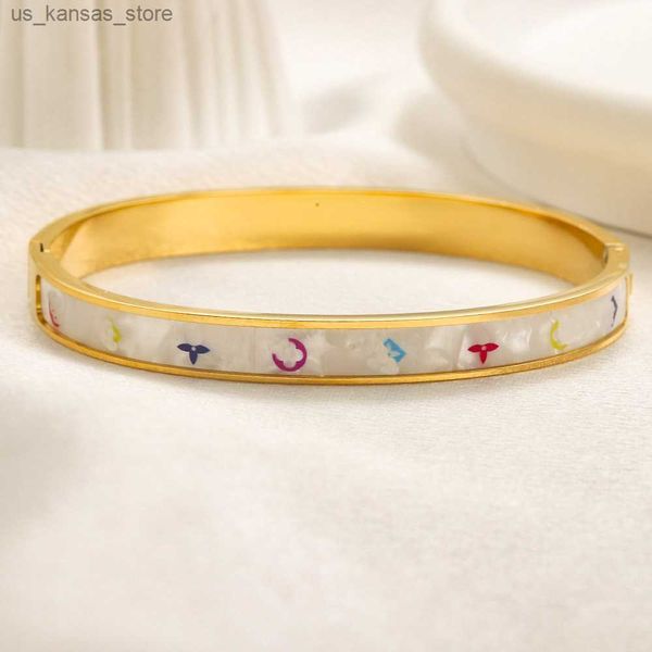 Charm Bracelets Neue Marke Gold Plated Bangle Hochqualität Love Geschenkbrazelement Luxus Mädchen Bangel Sommerzeit Travel 2023 Neue Style Marke Schmuck240408