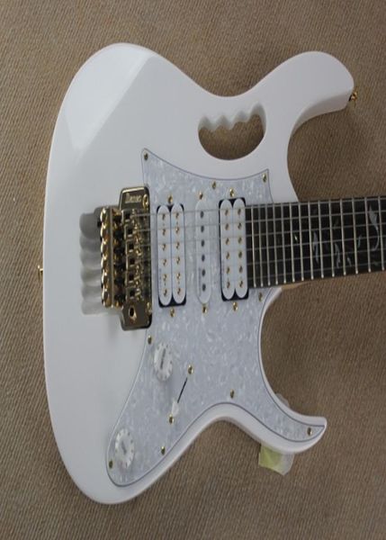 Custom 24 Bund V White Seltene E -Gitarre überflüssiges Griffbrett Abalone Tree of Line Inlay Gold Floyd Rose Tremolo Heckhalter1933575