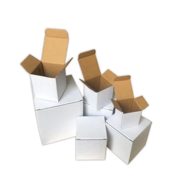 Caixa de papelão branco quadrado Caixa de papel corrugada espessada embalagem postal expressa8372146