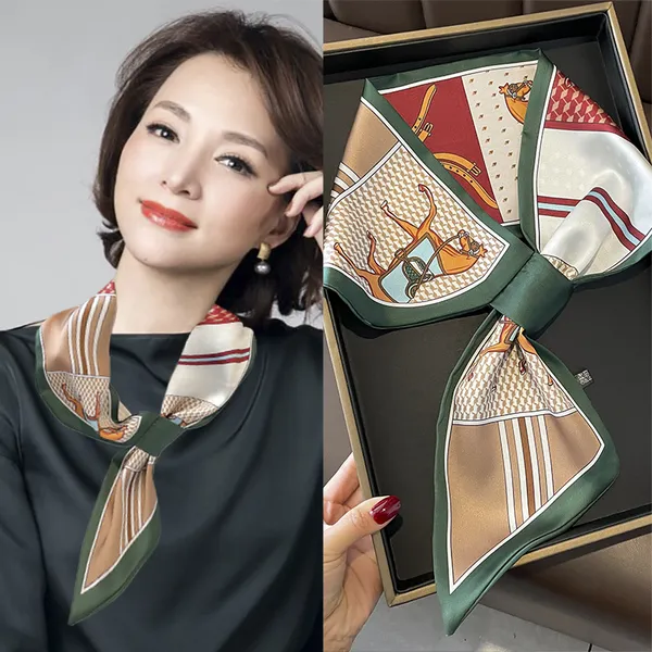 Koreanischer Stil fauler Kreuz gewonnener Seidenschal, stilvoll gedruckte Pferd Patchwork Doppelschicht kleiner Ohrschal, vielseitiger Nackenschal erstklassig Handwerkskunstschalel