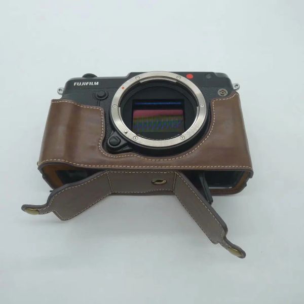 Сумки из кожи кожа половина корпуса корпуса для чехла для чехла для корпуса для Ujifilm Fuji GFX50R GFX 50R GFX50R Сумка для камеры с открытием батареи