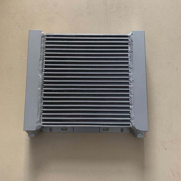 Refrigeratore d'aria combinato in argento OEM 1622059402 (1622-0594-02) per compressore d'aria a vite GA5-11