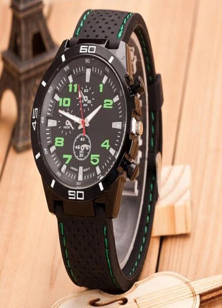 Homens de turnê legal Relógios de quartzo esportes de pulso Man Silicone Watch Strap Watch Band Military Men039S Gifts de Natal1602087