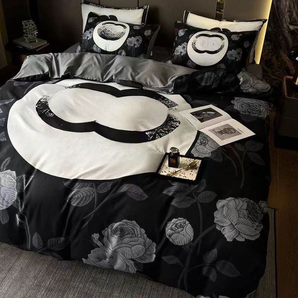 Дизайнерские постельные принадлежности для постельных принадлежностей комплекты постельных принадлежностей легкие роскошные стиль расширенный смысл полностью вымытый хлопковой хлопковой клад