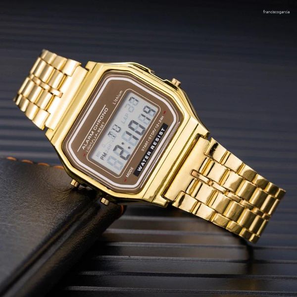 Relógios de moda digital para homens esportes femininos esportes à prova d'água de luxo aço inoxidável link de link de relógios Casucals eletrônicos
