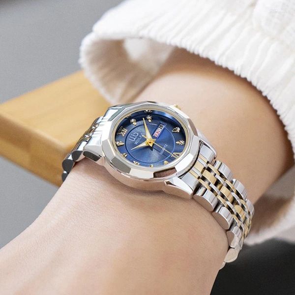 Avanadores de pulso wiilaa simples mulheres douradas clássicas relógios de pulso Data da semana Ladies Quartz Watch for Gold Stainless Steel Diamond