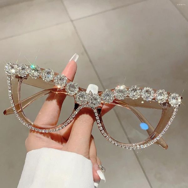 Güneş Gözlüğü Çerçeveleri Kammpt Cat Eye Kadınlar Gözlükler Rhinestones 2024 Orijinal Şeker Renk Reçetesiz Gözlük Lüks Moda Gözlükleri