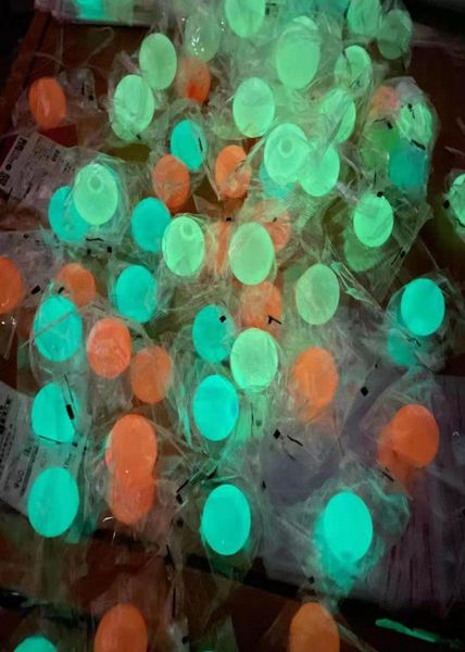 Stress soffitto Glow in the Dark Sticky Balls Giocattolo palloncino per adulti e bambini Squishy Toy Birthday Party5939092