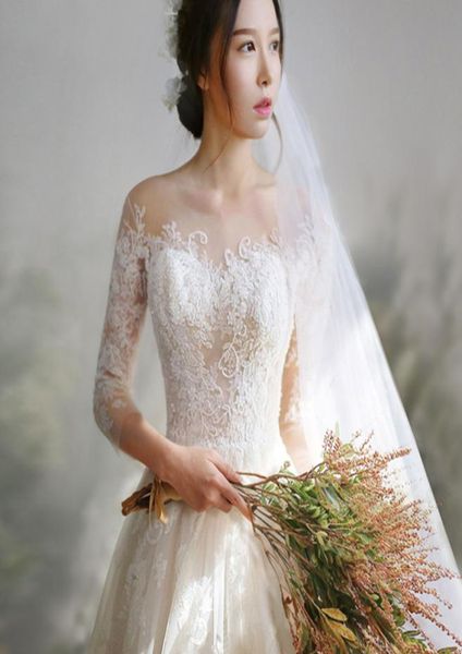 2021 abiti da sposa in pizzo a tre quarti a maniche per lo spazzano treno di allenamento aline Princess Vintage Bride Drees77728334