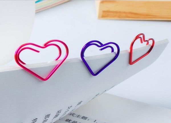 Bulk 300pcs Love Heart Small Paper Clips Clipes Markmark para Escola Office Home 6 Colors2049397