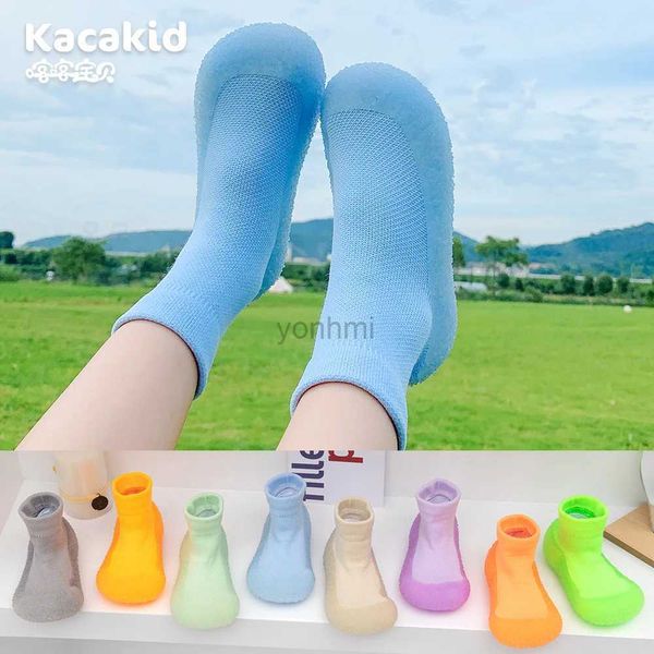 Terlik Kacakid Çocuk Kauçuk Sole Zemin Ayakkabıları Bebek Aydınlık Anti-Slip Sock Ayakkabıları Unisex İç Mekan Açık Çocuk Terlik Örgüleri 240408